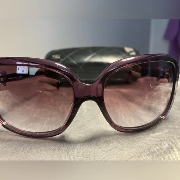 Authentic Chanel coco Ribbon sunglasses full set Chanel Sunglasses 5171 c.714/3B Tortoiseshell Brown Coco  main image 2